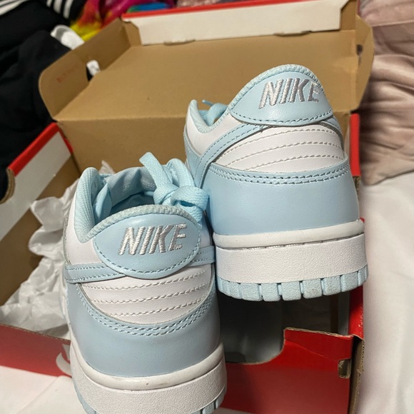Nike Blue and White Sneakers Low-Top Design - Picture 2 of 14
